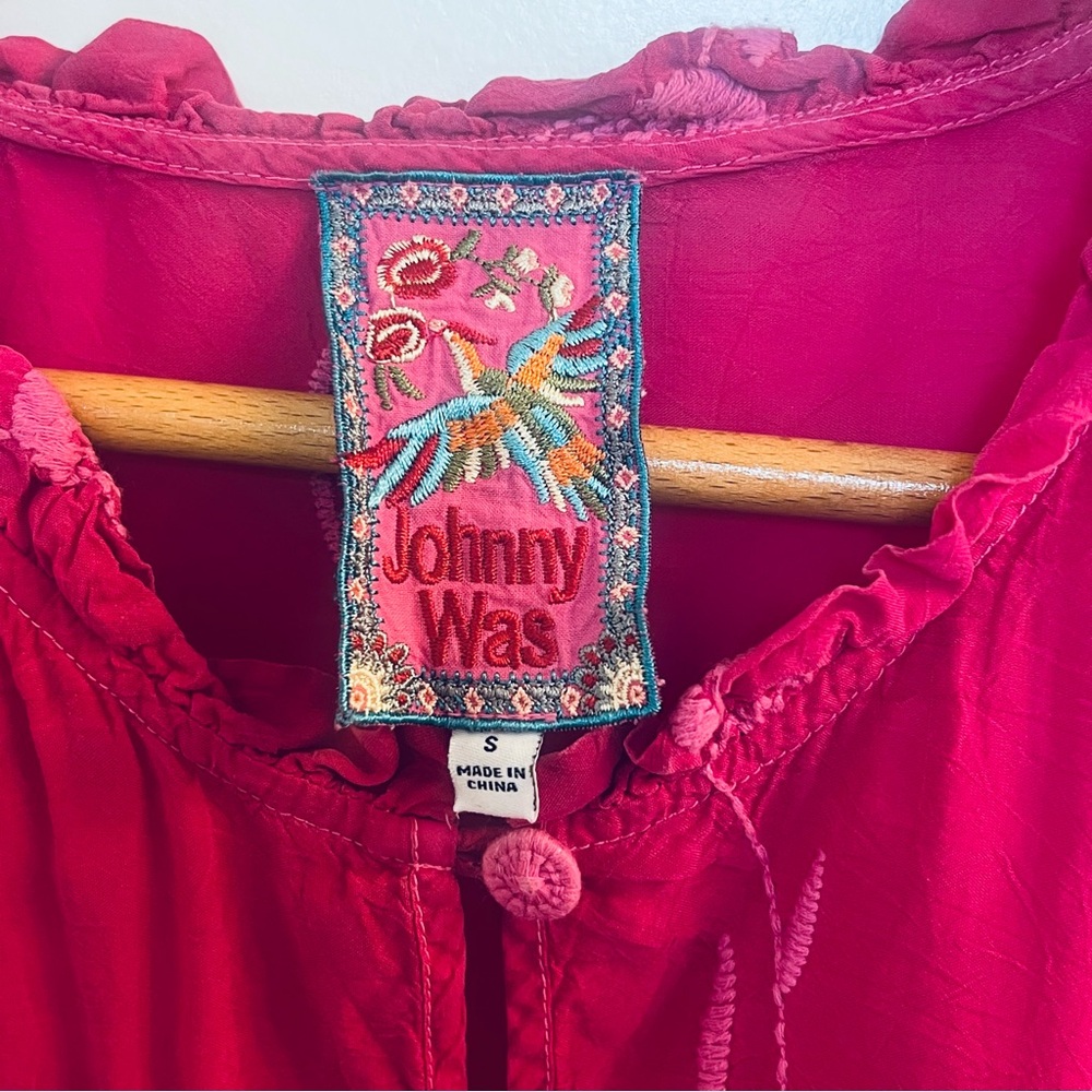 Johnny Was Vibrant Pink Floral Embroidered Blouse - Picture 3 of 5